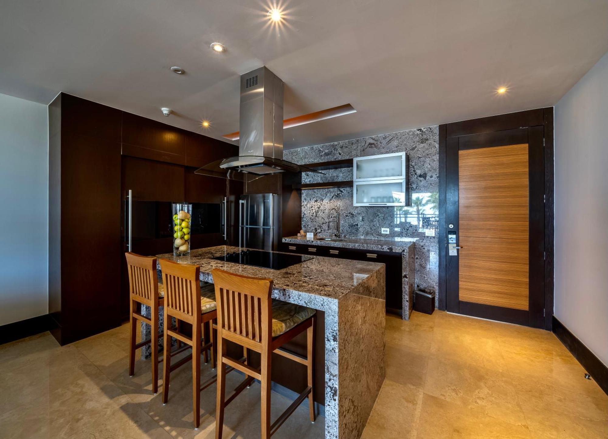 Grand Luxxe Two Bedroom Suite - Нуево Валярта Екстериор снимка